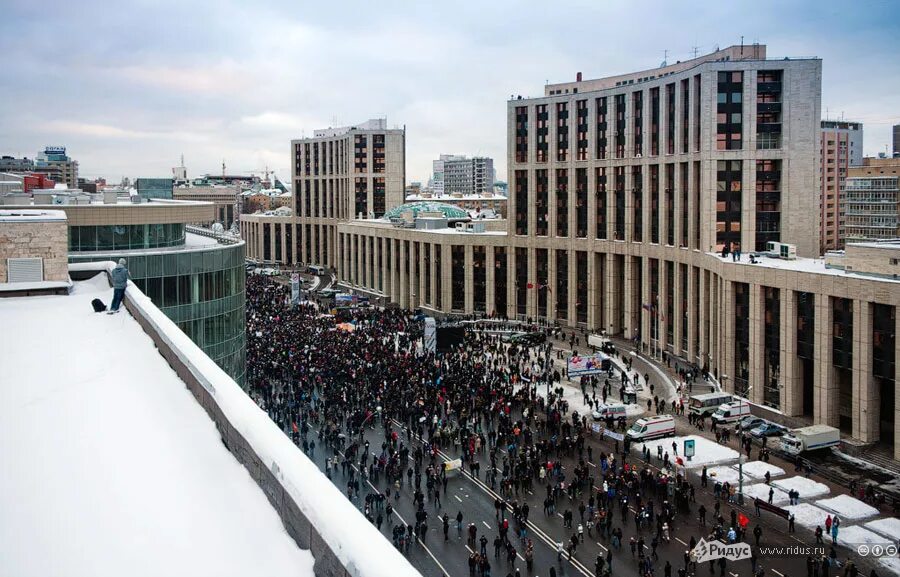 Проспект сахарова фото Вид сверху на митинг на Сахарова