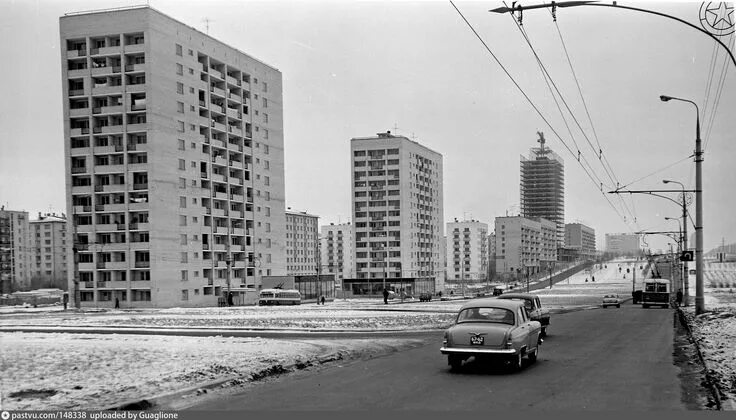 Проспект вернадского м 1980 год фото Exploring the Vibrant Moscow in 1968