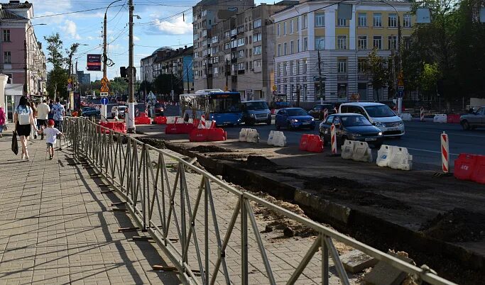 Проспекты твери фото На месте каменного парапета на проспекте в Твери появится новая конструкция