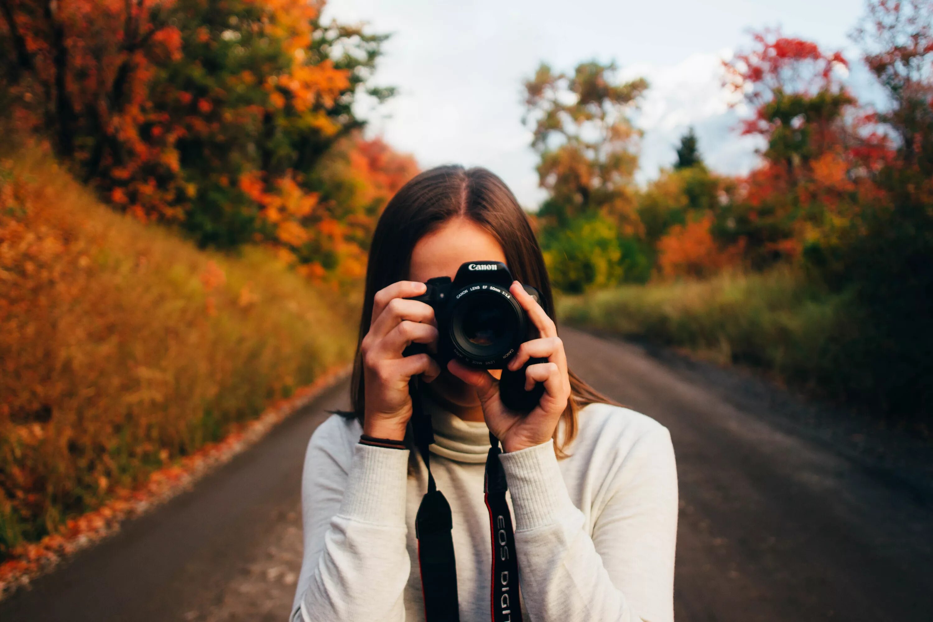 Просто фотографии фото Free Images : man, person, girl, woman, camera, spring, red, lens, color, autumn