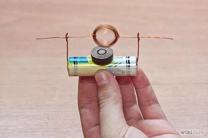 Просто и легко самоделки How to Make an Engine from a Battery, Wire and a Magnet Science projects for kid