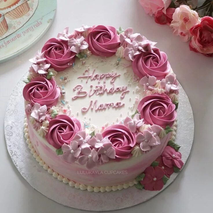 Простое оформление торта на день рождения женщине Flower buttercream cake Birthday cake with flowers, Cake decorating, Buttercream