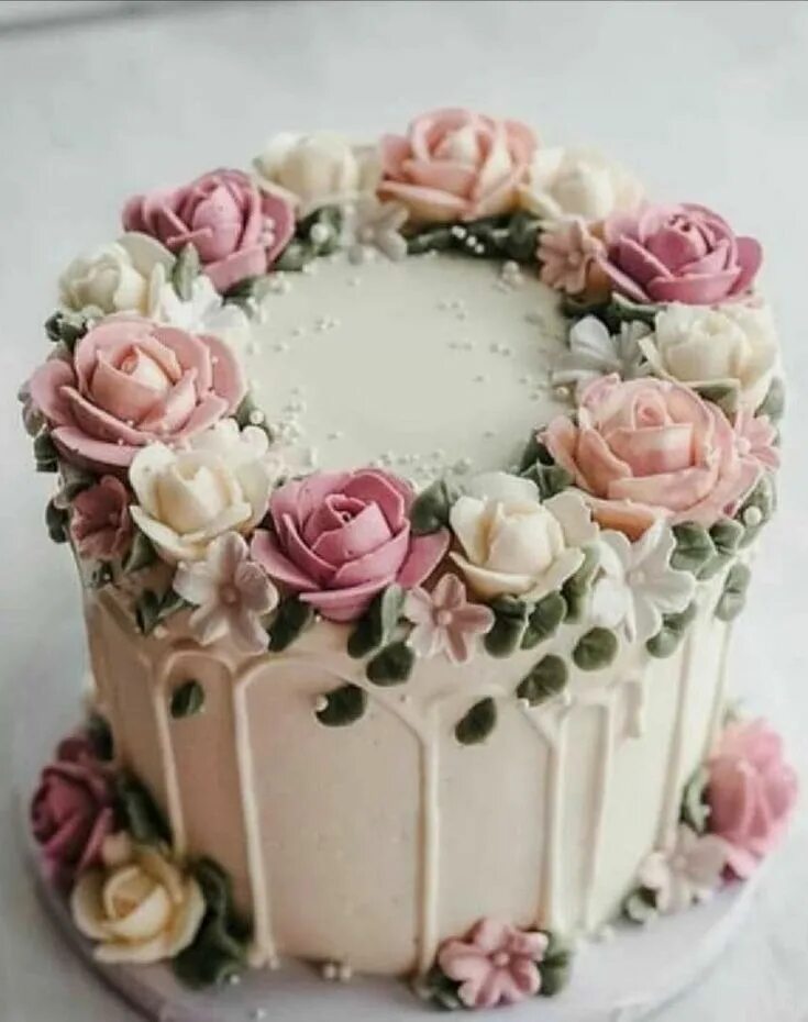 Простой декор торта фото Pin by Melanie Godínez on Pastel de flores Birthday cake with flowers, Floral ca