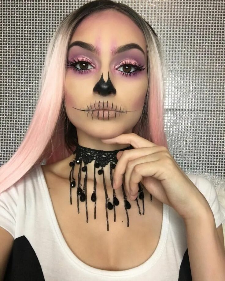Простой макияж на хэллоуин See this Instagram photo by @alejandraxoxx * 3,226 likes Maquillaje halloween, M