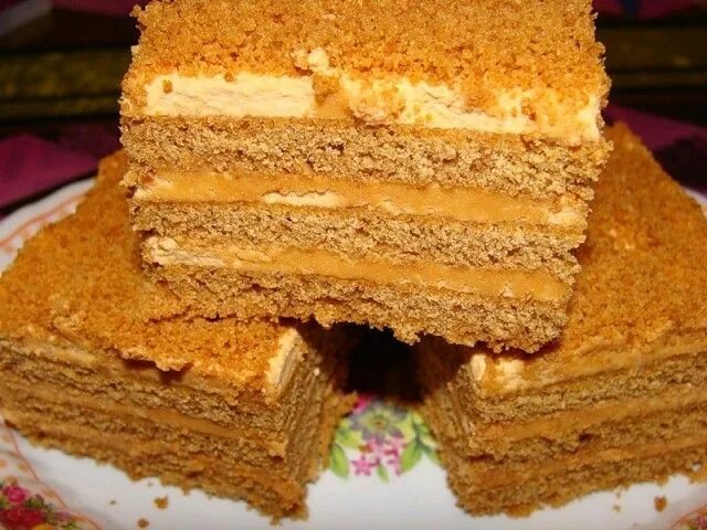 Простой медовый торт рецепт с фото Топ 6 рецептів медівника Yummy cakes, Honey cake, Cake