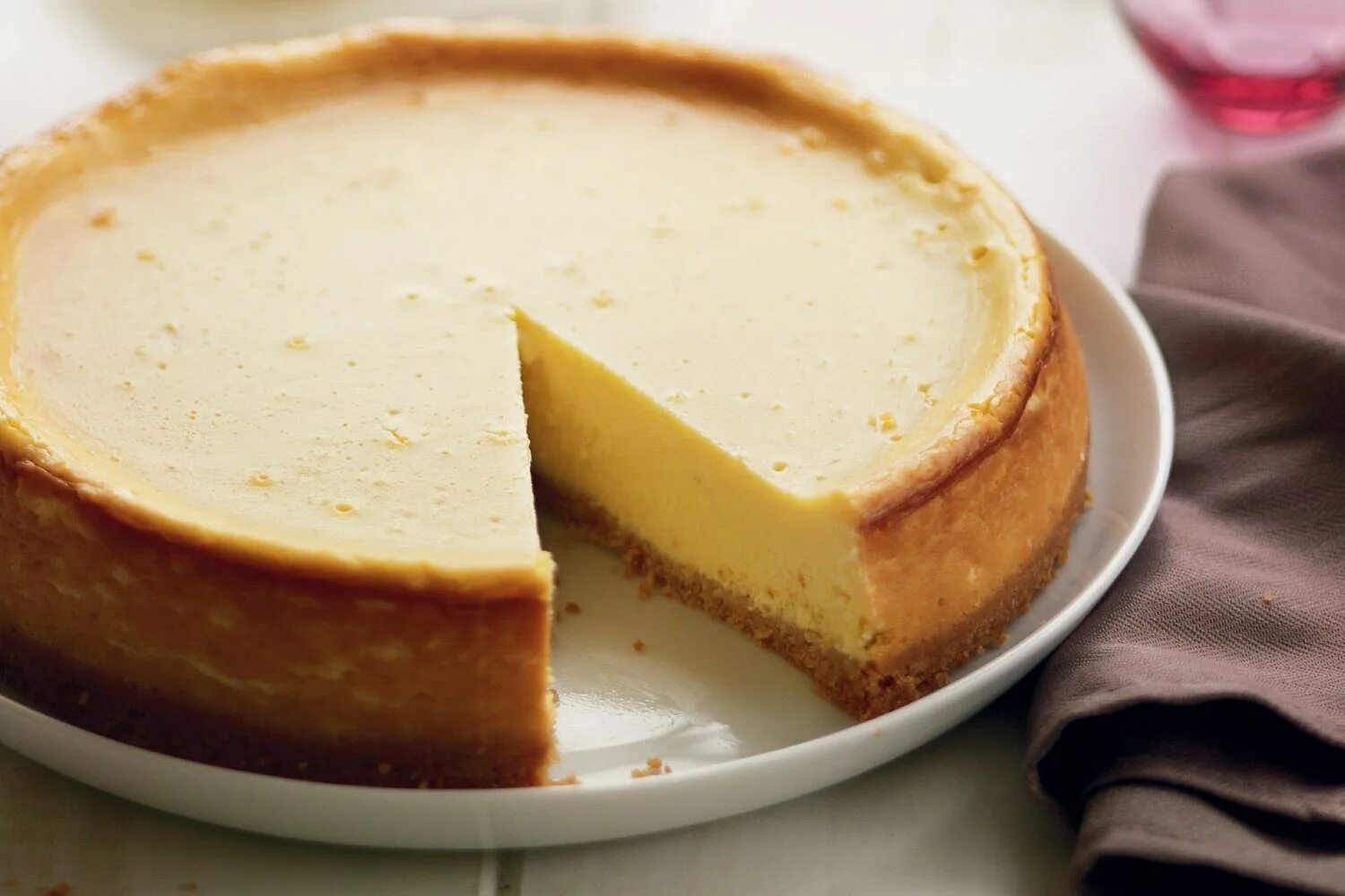 Простой рецепт сметанника фото Jamie Oliver's 6 ultimate cheesecake recipes