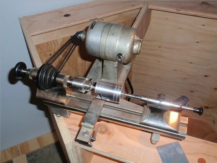 Простой самодельный станок Restoring an Old Mini Lathe