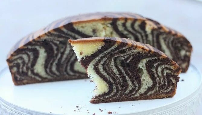 Простые и вкусные рецепты зебра фото Un marbré revisité en plus esthétique et plus amusant : le zebra cake ou le gâte