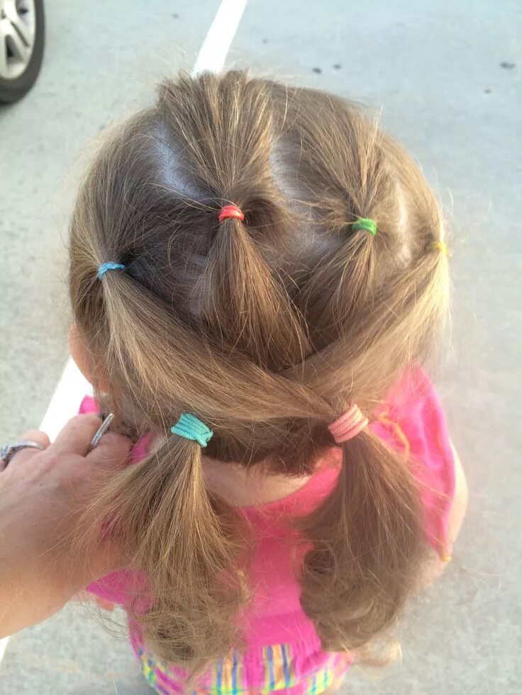 Простые прически резинками для девочек So cute and so easy! Hair styles, Kids hairstyles, Girl hairstyles