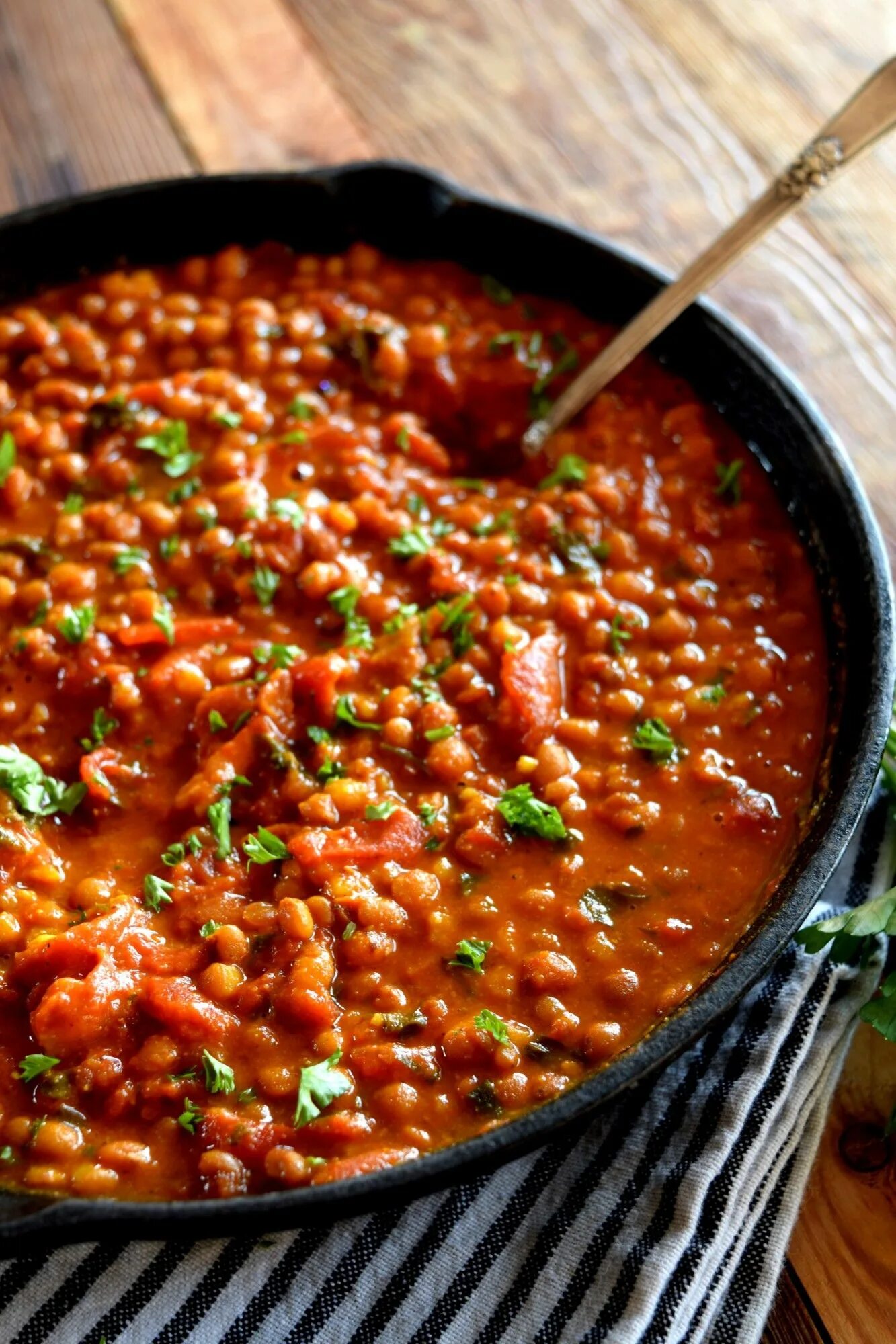 Простые рецепты из чечевицы с фото Curried Coconut Lentils are, without doubt, my new favourite dish! I cannot find