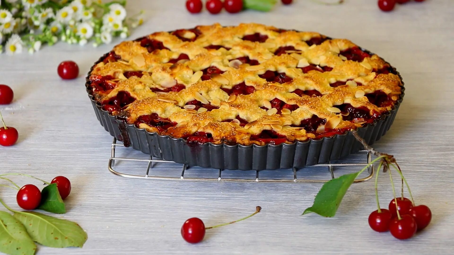 Простые рецепты открытых пирогов с фото Американский вишневый пирог Cherry pie recipe, Sweet pie, Desserts