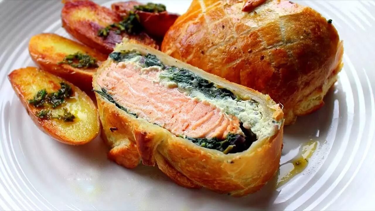 Простые вкусные рыбные рецепты с фото Salmon en croute Salmon en croute recipe, Recipes, Salmon recipes