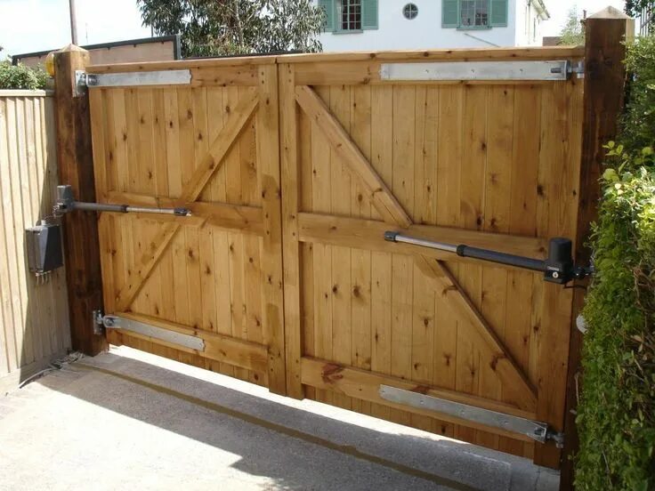 Простые ворота для дачи своими руками Fencing - Arbworx Wooden gates driveway, Driveway gate, Wood fence gates