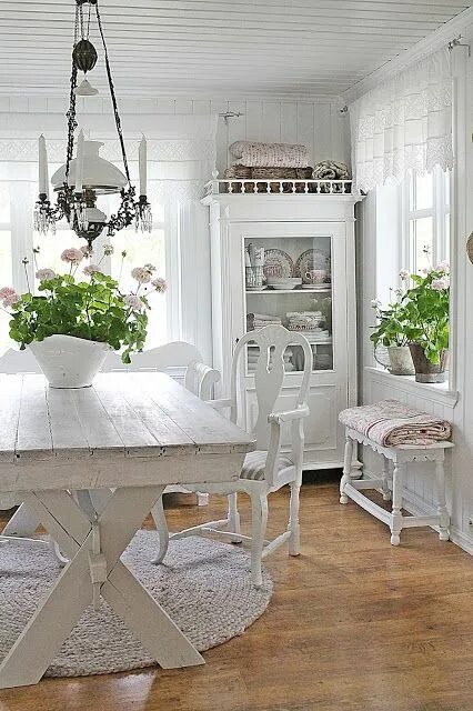 Прованс стиль в интерьере своими руками scandinavia cottage decor Shabby chic dining, Farmhouse dining room, Shabby chic