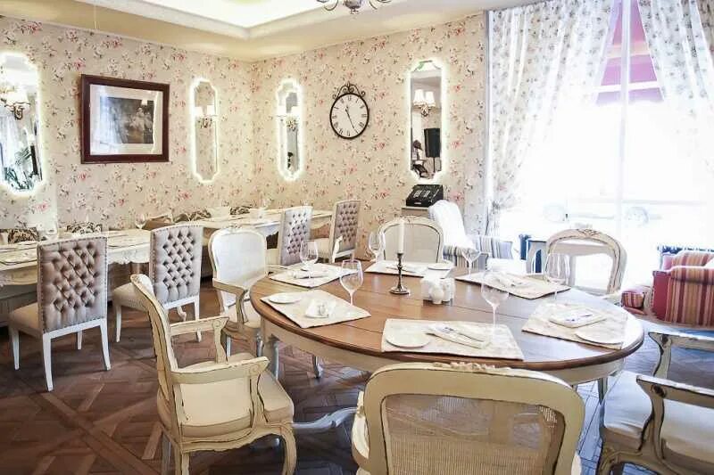 Прованс сухая ул 2 минск фото Кафе Прованс (Cafe Provence) на Нахимова - ТоМесто Санкт-Петербург