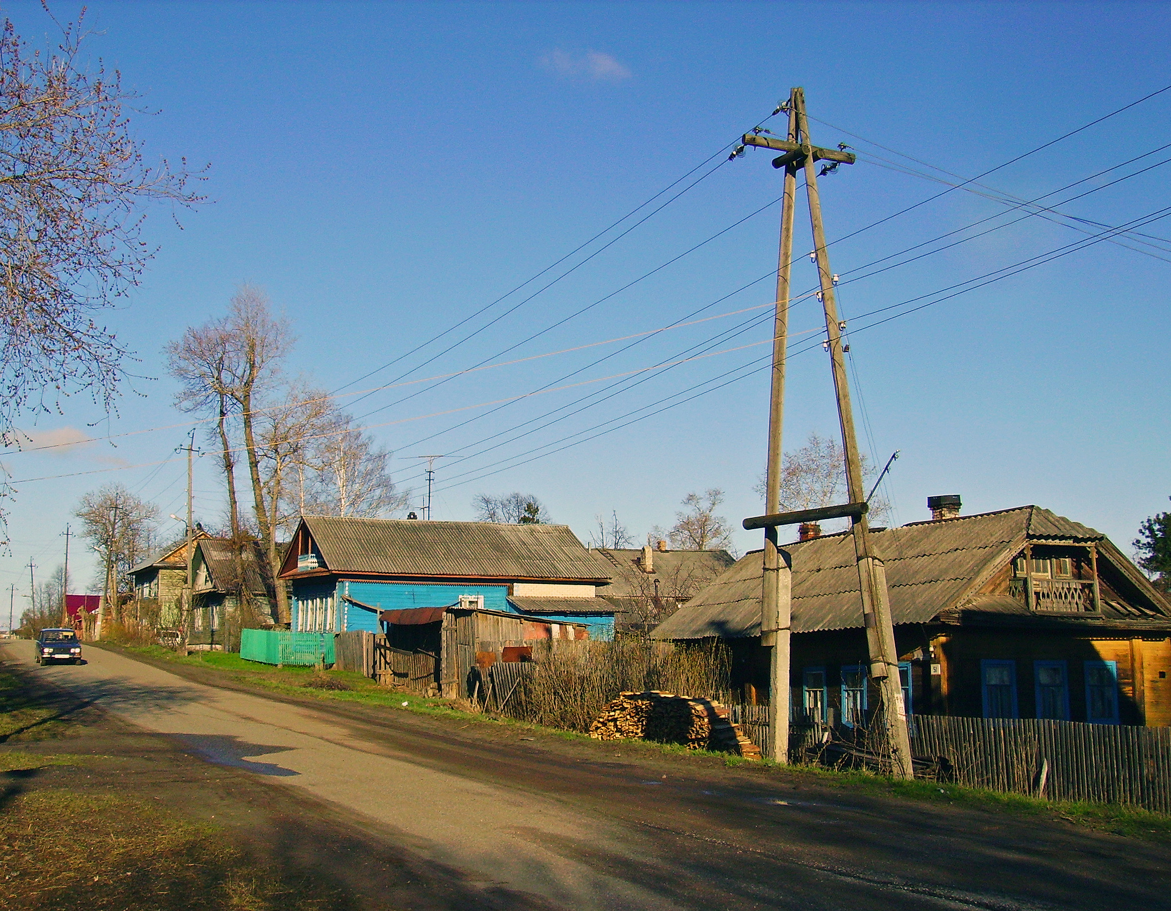 Провинция октябрьская ул 14 фото File:Kotelnich. Nook of Oktyabrskaya Street.jpg - Wikimedia Commons