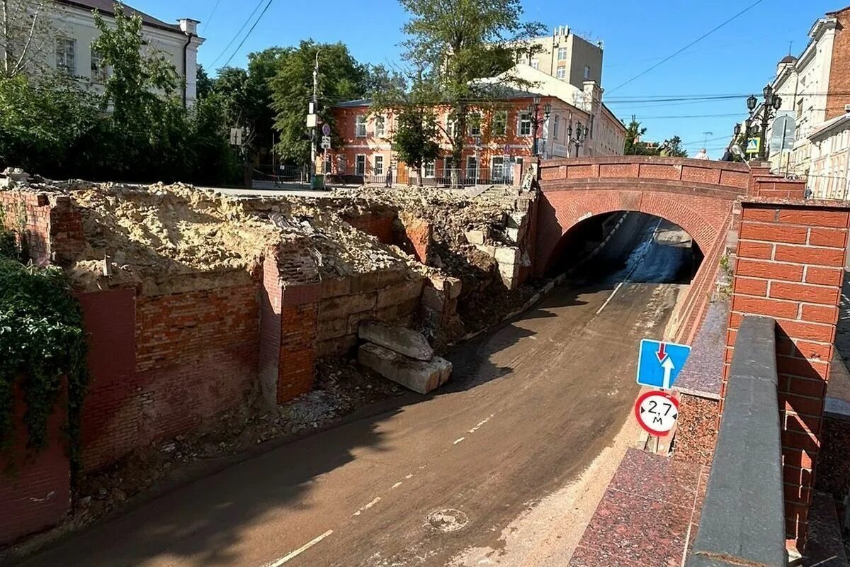 Провинцiя ул каменный мост 5 фото В Воронеже всю ночь устраняли последствия обрушения в результате стихии Каменног