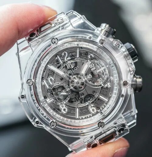 Прозрачные часы фото Hublot Big Bang Unico Sapphire - прозрачный дизайн в каждой детали