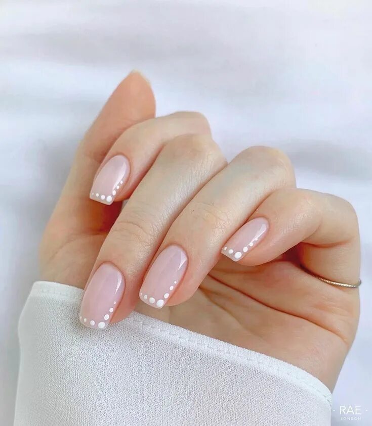 Прозрачный маникюр френч на короткие Trendy Nails For Spring Summer: 18 Design Ideas For Your Nail Art Subtle nails, 