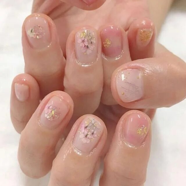 Прозрачный маникюр на короткие Spring Winter Uñas transparentes