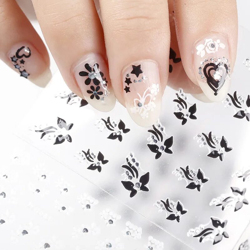 Прозрачный маникюр на короткие ногти с рисунком Nail Sticker 24 Nail Art Decorations Manicure Designs White Black 3D Butterfly F