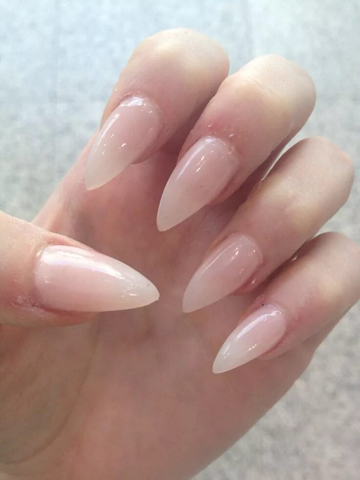 Прозрачный маникюр на миндаль clear almond nails - Google Search Pointy nails, Nails tumblr, Fake nails