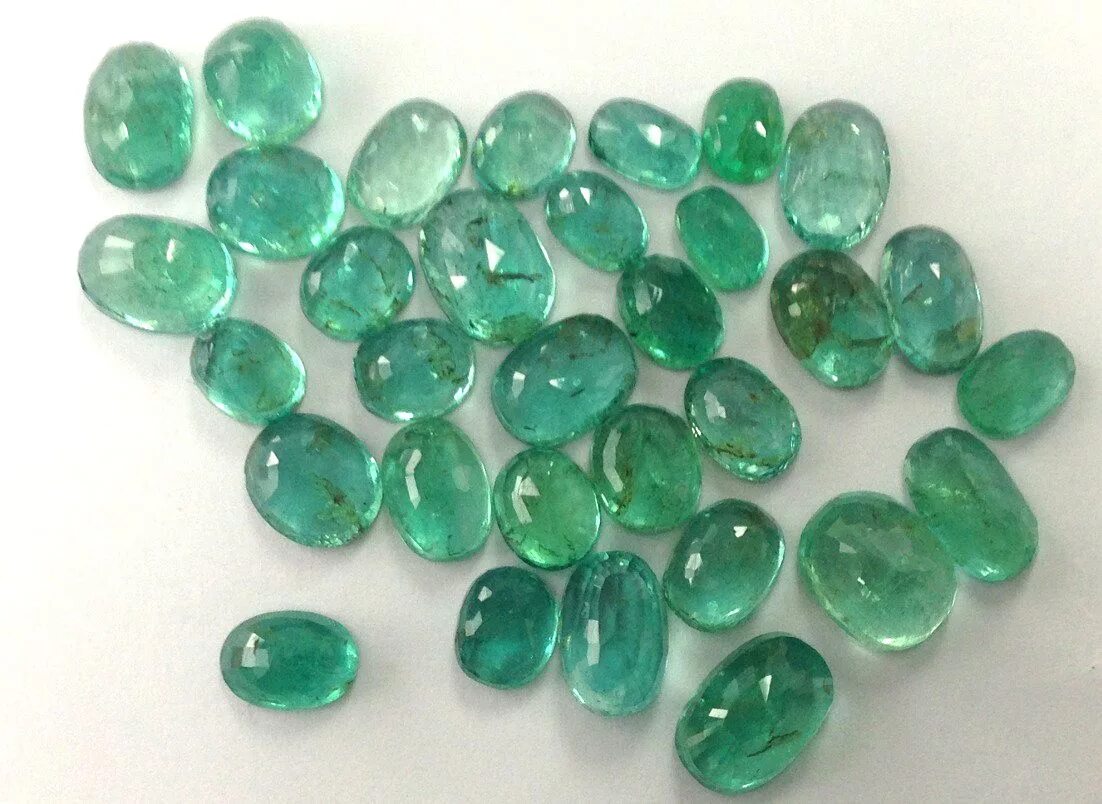 Прозрачный зеленый камень название и фото Wholesale Emerald Loose emeralds, Zambian emerald, Oval cabochon