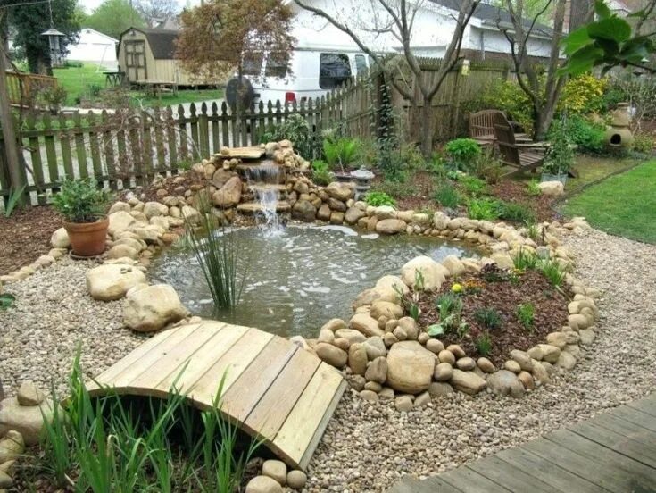 Пруд садовый своими руками на участке фото 20 Gorgeous Backyard Pond Designs Ponds backyard, Pond landscaping, Small backya