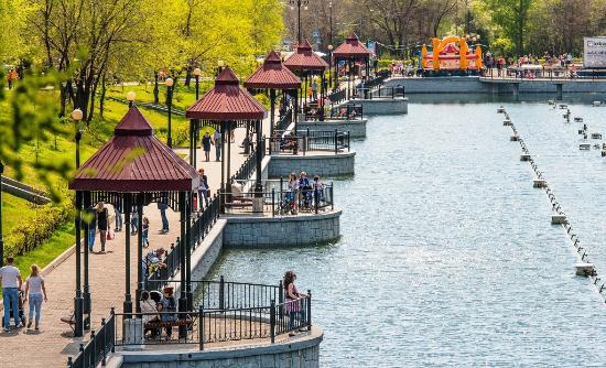 Пруды хабаровска фото Кафе китайской кухни Макао на городских прудах - Picture of Khabarovsk City Pond