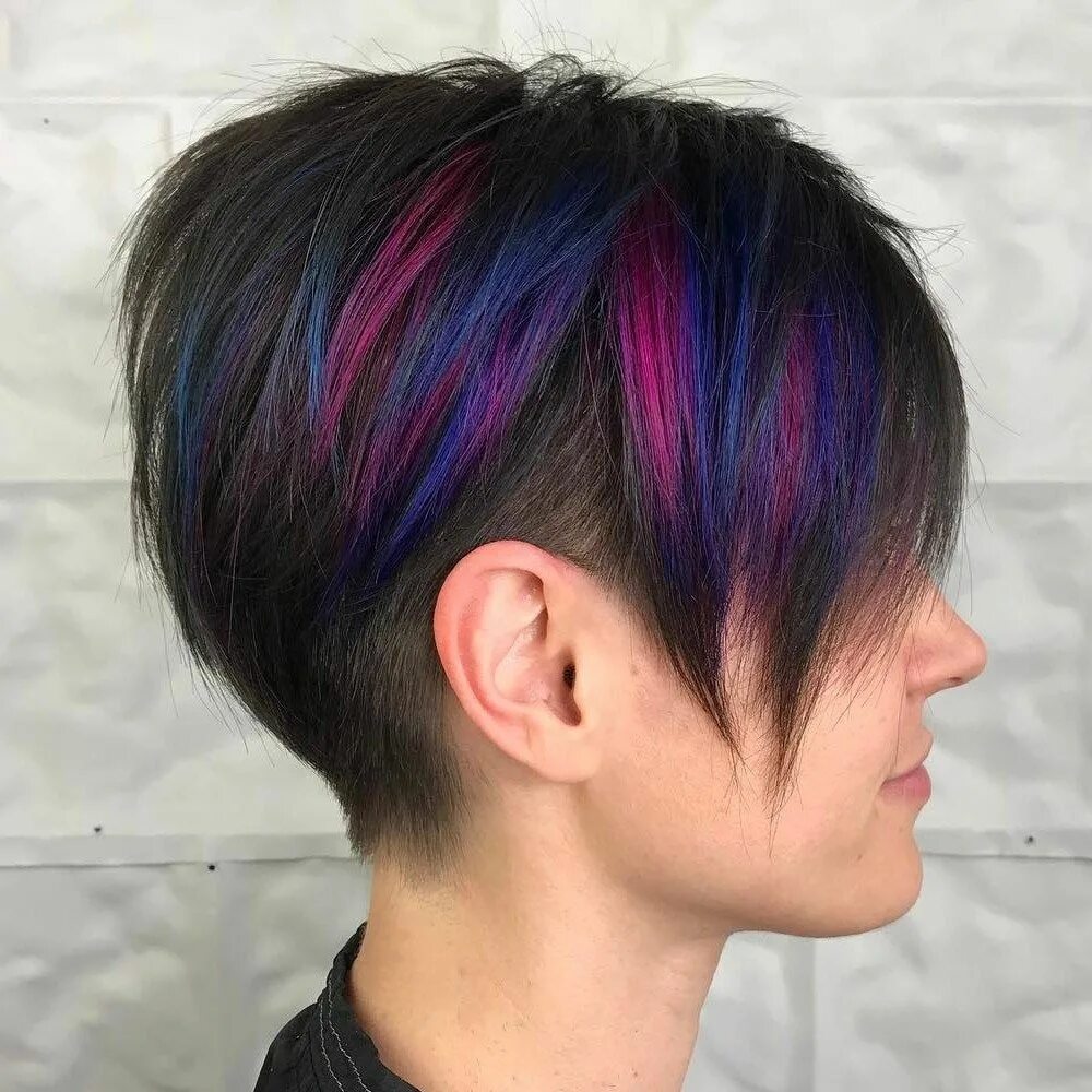 Пряди на короткой стрижке Long Pixie Undercut With Highlights Kort hårklipp, Hårfrisyrer, Hår og skjønnhet