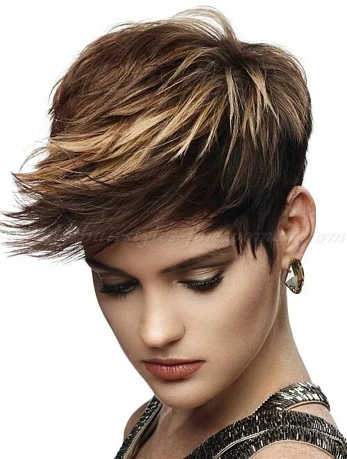 Пряди на короткой стрижке Pin on Short hairstyles