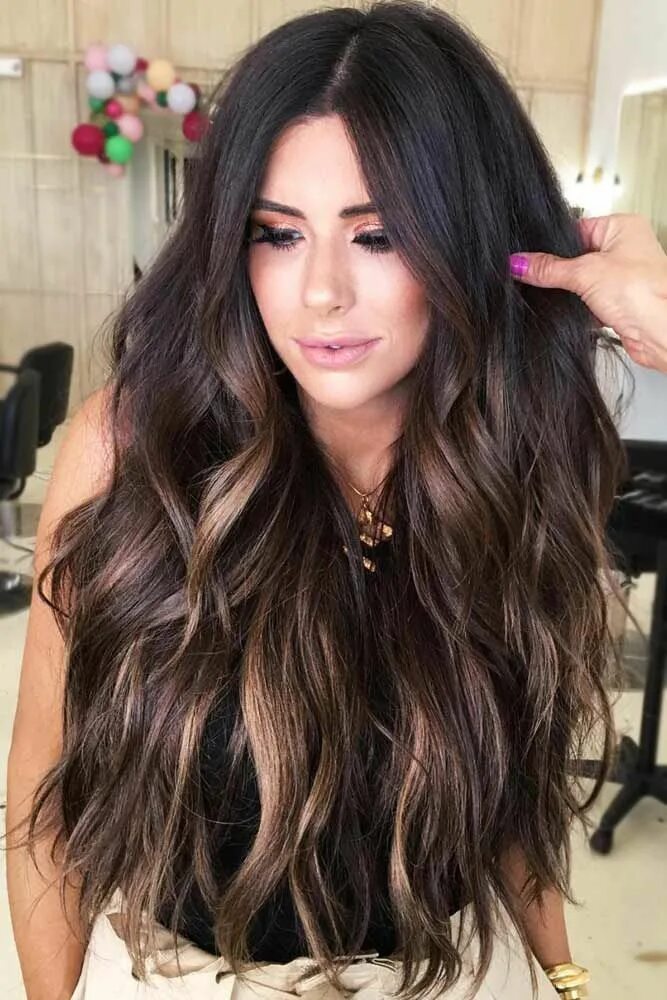 Пряди на средних темных волосах фото Best Hairstyles & Haircuts for Women in 2017 / 2018 : Subtle Fall Balayage #brun