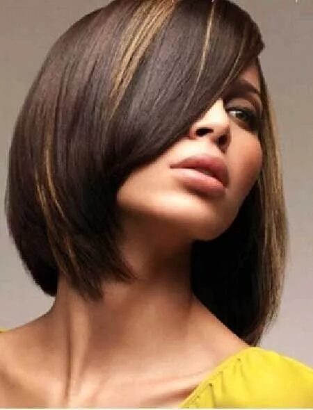 Пряди на темных волосах фото каре 20 Short Hair Color Suggestions Hey Girl Short hair color, Highlights for dark b