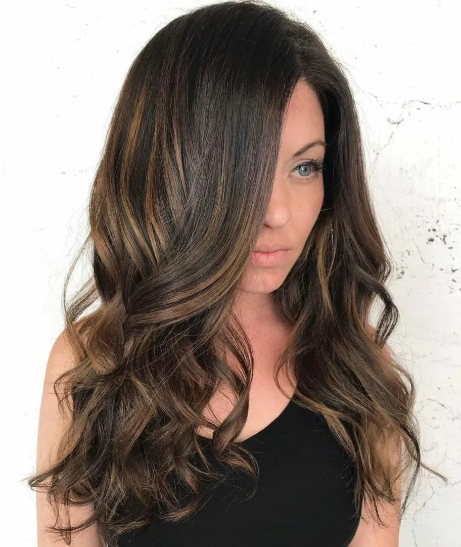 Пряди на темных волосах средней длины фото 60 Chocolate Brown Hair Color Ideas for Brunettes in 2024 Hair color highlights,