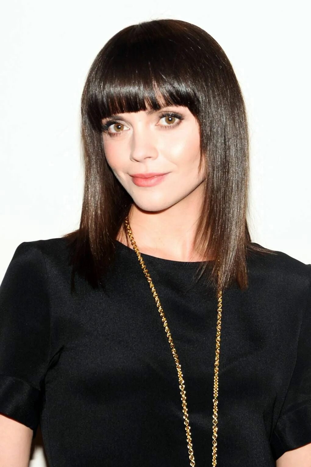 Прямая челка фото на средние 43 fringe hairstyles for some major inspiration Beautiful christina, Fringe hair