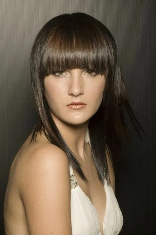 Прямая челка на средние волосы фото #Hairstyles with Bangs for Elegant Appearance Fashionaon Bangs with medium hair,