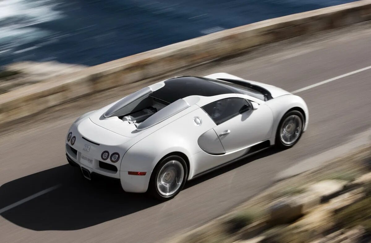 Прямая машина фото Bugatti Veyron 16.4 Grand Sport: 33 High-Res Photos and Official Details Carscoo