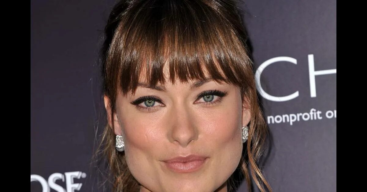 Прямоугольное лицо челка фото Olivia Wilde à Los Angeles en juin 2011 - Purepeople