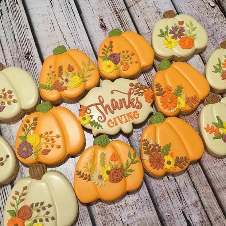 Пряник тыква фото Pin by Wendy hammond on Fall Cookies Halloween sugar cookies, Thanksgiving cooki