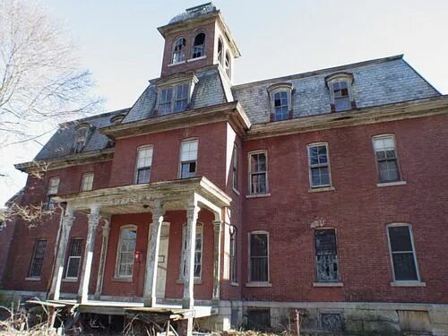 Психбольница фото снаружи Willard Asylum for the Insane, Upstate New York: Many claim that some of the pat