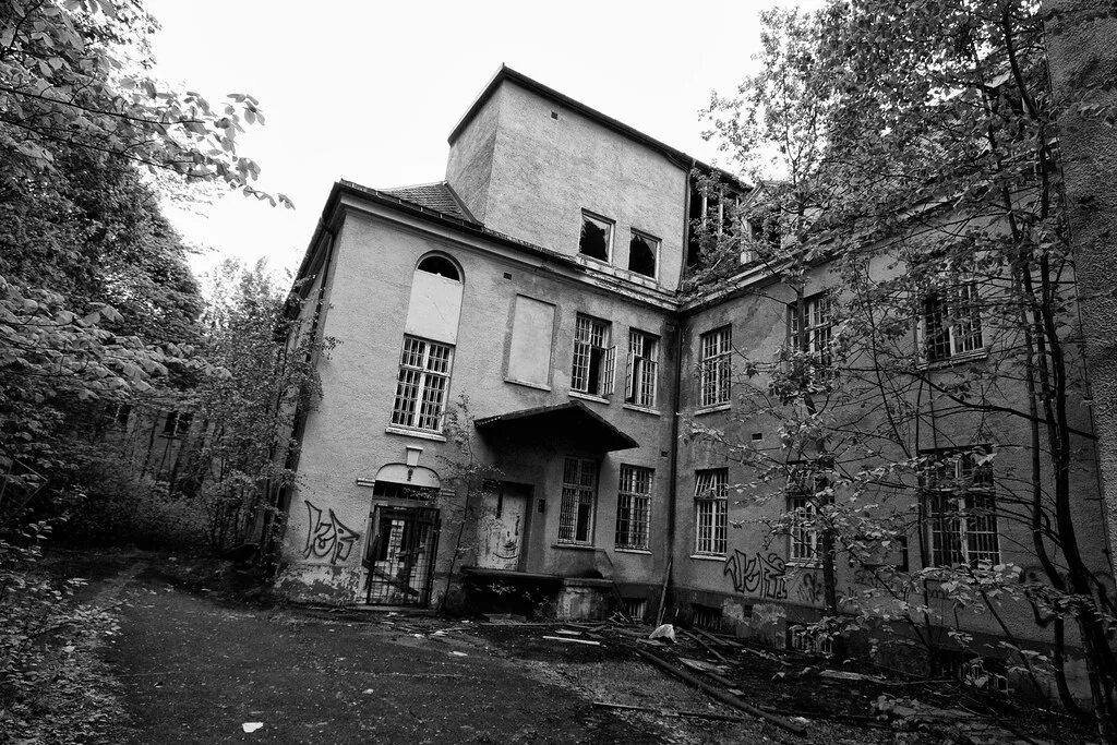 Психиатрическая больница снаружи фото Lier Psychiatric Hospital Newer Lier sets: Second Lier vis. Flickr