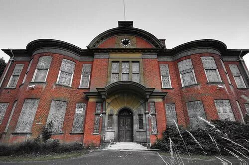 Психиатрическая больница снаружи фото Severalls Hospital, Colchester, Essex, England Haunted hospital, Abandoned asylu