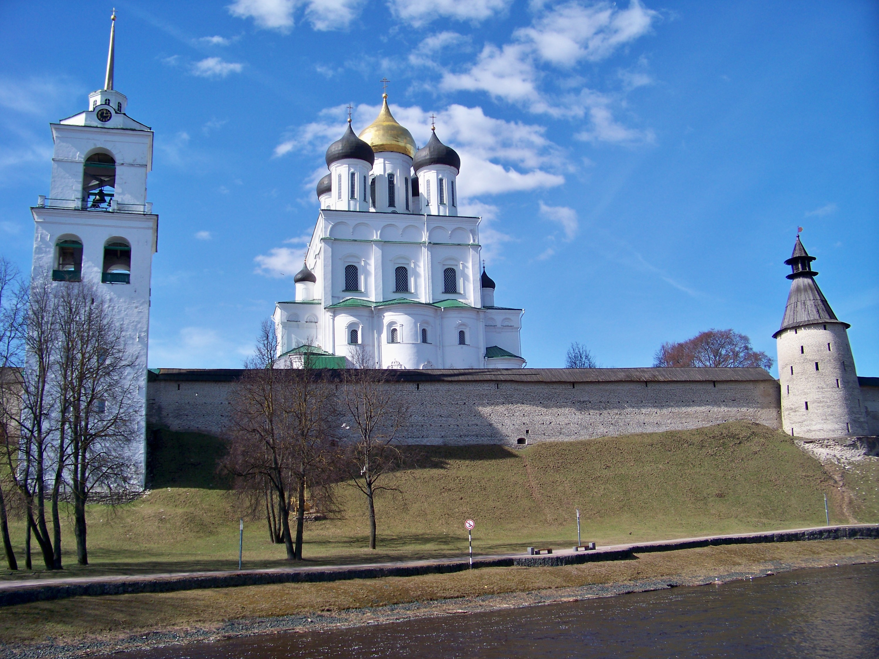 Псков достопримечательности фото Фотогалерея Собора Святой Троицы в Пскове Архитектура храмов и соборов Фотоальбо