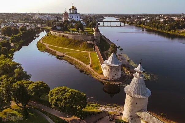 Псков фото города достопримечательности Последние тёплые летние деньки в этом году. #фото@sandyanf #псков 2022 Визит Пск