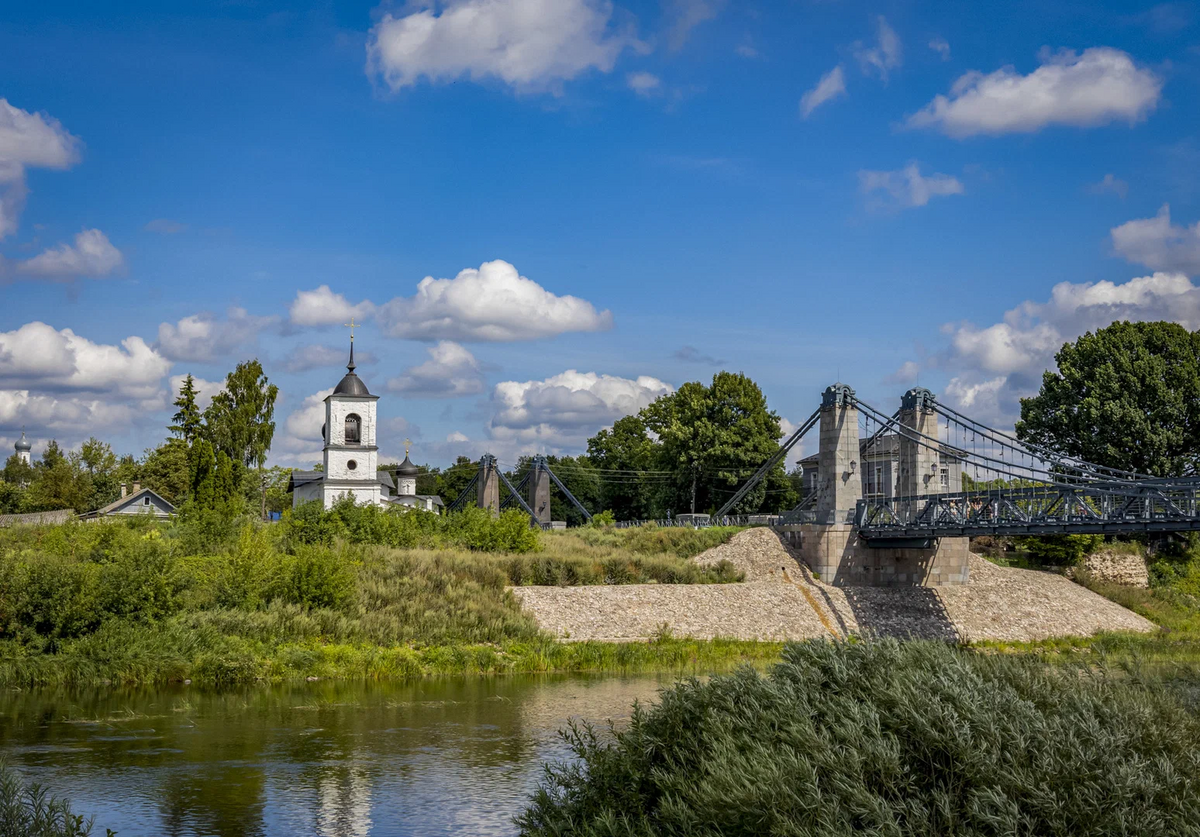 Псков остров фото Файл:Вид со стороны городского стадиона.webp - Википедия