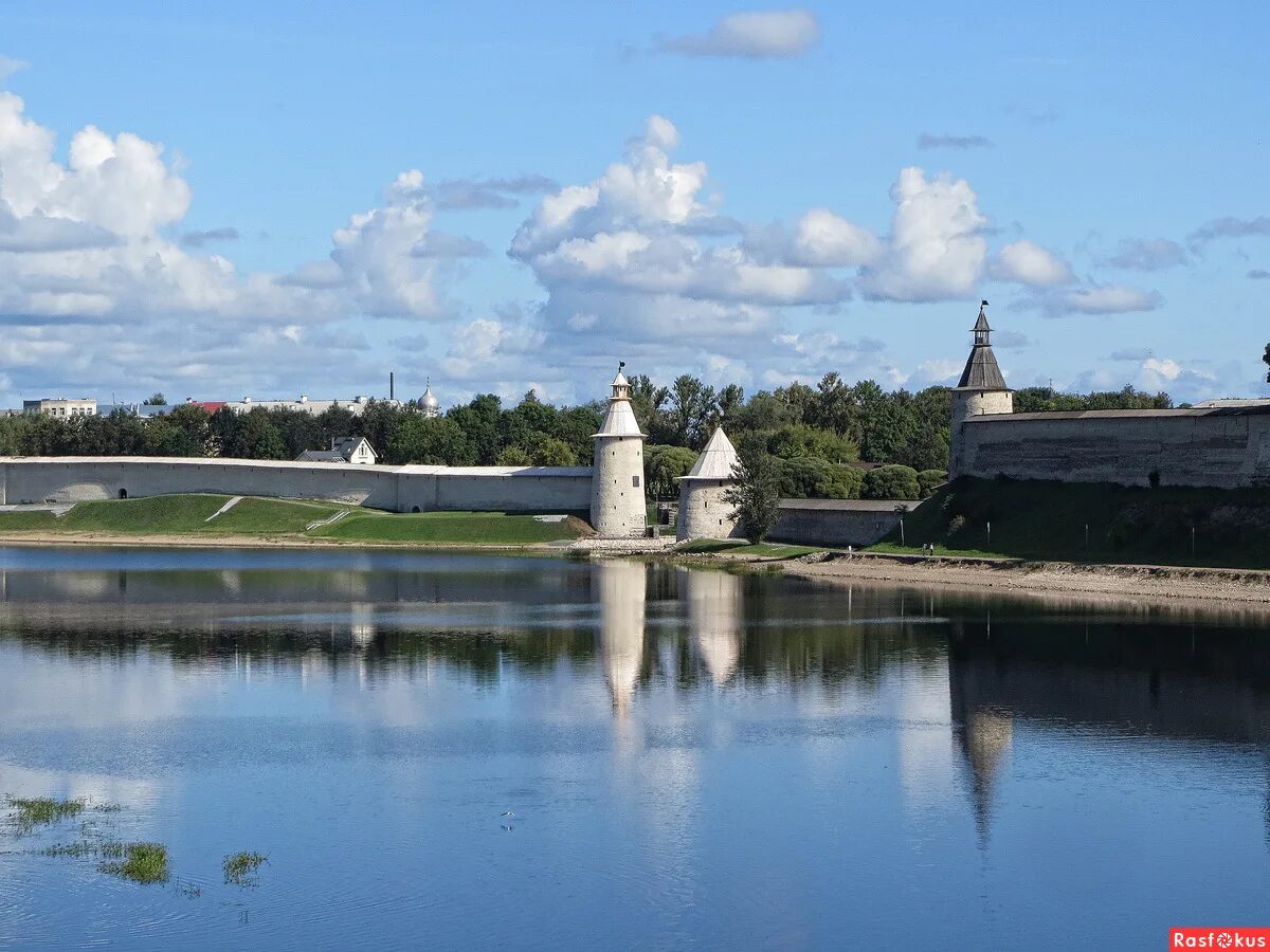 Псков река великая фото Фото: Псков, река Великая. Фотолюбитель Мария Герасева. Пейзаж. Фотосайт Расфоку