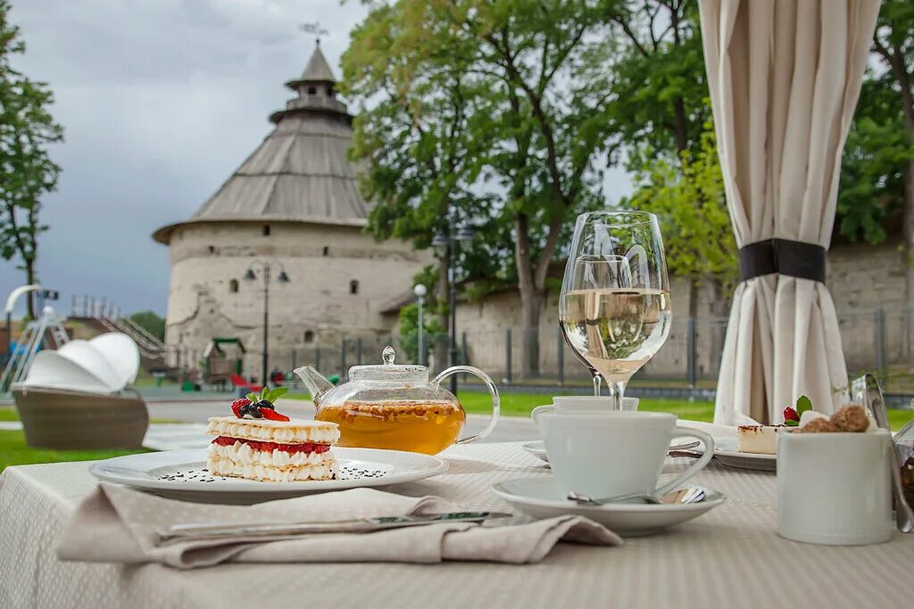 Псков ресторан фото и цены Pokrovskiy, bar, pub, Pskov, Kuznetskaya Street, 2 - Yandex Maps