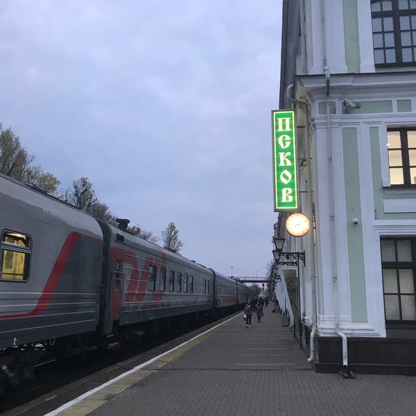 Псков вокзал фото Photos at Железнодорожный вокзал Псков / Pskov Railway Station - Rail Station in