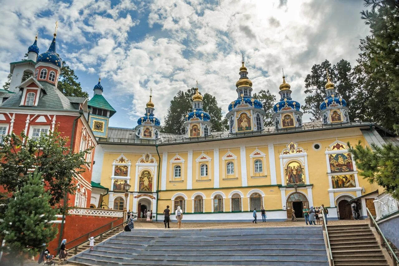 Псково печерский монастырь фото Поиск