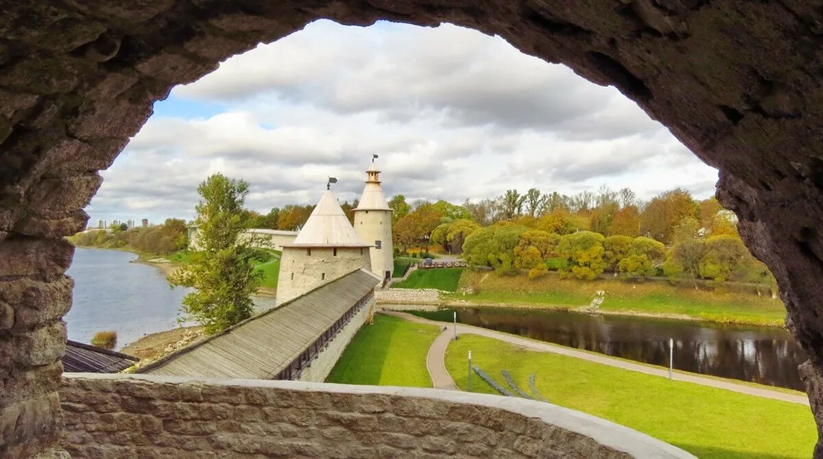 Псковская область достопримечательности фото Псковский кремль